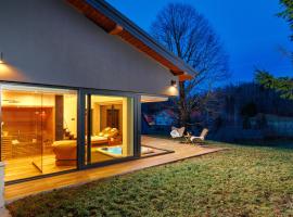 Valdora Forest Oasis - Spa Villa Fužine、フジネのホテル