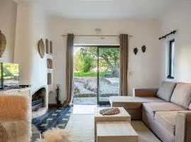 Luxury apartment with garden in Algarve