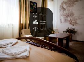 Oselya Hotel, kh&aacute;ch sạn gần S&acirc;n bay quốc tế Zhulyany Kiev - IEV, Kiev