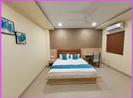 SEA VIEW from rooftop AP INN Hotel - Restaurant And Lift - Air-Conditioned Rooms with Balconies - A sea view Luxuary Hotel