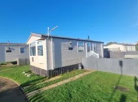 37 Unity Beach Brightholme Brean Pets stay free