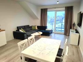 Modern 2023 apartment，位于库特诺的酒店