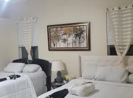 Elegant Hideaway with Heated Pool, Spa & Reclining Bliss