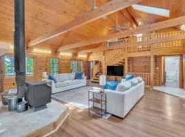 Gorgeous Lakefront Escape - New Renovations