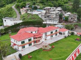 Highland Club Balakot, hotel in Bālākot