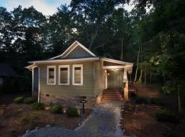 Ivy Cottage Modern, Spotless & Private