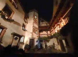 Chambres à la Cour de l'abbaye d'Autrey