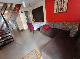 Sobrado em área tranquila