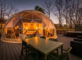 Sky Dome - Romantic Stay, Hot Tub, Wi-Fi, AC & Heat, hotel di Luray
