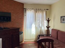 La Lucila del Mar Duplex, hotel i La Lucila del Mar