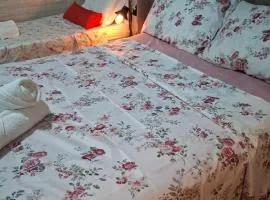 Casa reformada com Ar condicionado e Garagem, perto CMPC e BR 116 com Self Check-in