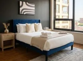 Boulevard Stays Just 5 Minutes from Magnificent Mile and River North 06