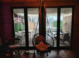 Zmajevo Gnezdo II Water House