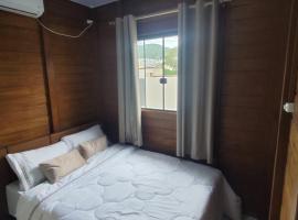 Studios Jardim, hotel en Camboriú