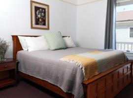 Tomales Hotel, khách sạn ở Tomales