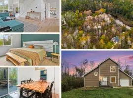 Boardman Riverfront Retreat close to Downtown TC ➠ 800