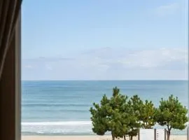 Yangyang Haettuneonchangmoon Pension