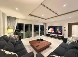 Family Suite 3-BR #VN Residence 2, Pratumnak - Pattaya