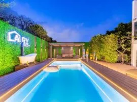 Bangkok Cozy Garden Pool Villa Sukhumvit