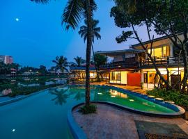Ernakulam में, होटल Mia Riaan Lake View Resort