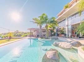 The Castle Uluwatu - Ocean View Luxury villa