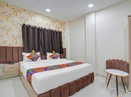 FabHotel Amrit Palace，位于印多尔的旅馆