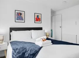 Cosy 3-Bed Home near Birchwood Business Park by Traboule Properties LTD