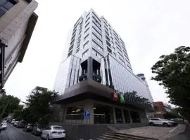 Ibis Suzhou Shishan Road Sports Center