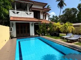 Grand Royal Villa Negombo