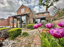 Mayflower Cottage - 4 Bedrooms, Uppingham Town Centre by Belmont Places, hotel i Uppingham