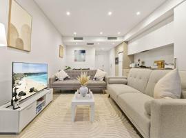 Modern One Bedroom Apartment in Forest Lodge Near Sydney CBD Sleeps Four, viešbutis Sidnėjuje