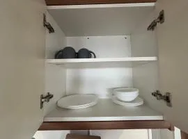 Relax By The Coast - Spacious 6-sleeper Caravan