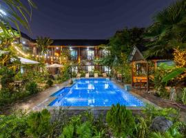 Champa Phan Boutique Hotel، فندق يسمح بالحيوانات الأليفة في فيينتيان