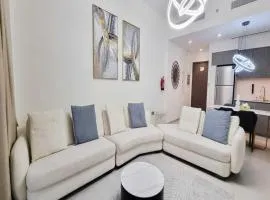 Grande-5703,2 BHK Down Town, Dubai