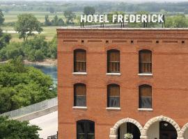 Hotel Frederick, hotel a Boonville
