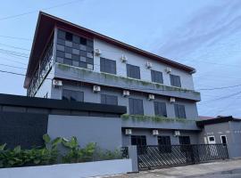 1 Big House Syariah Padang, ξενοδοχείο σε Mantaak