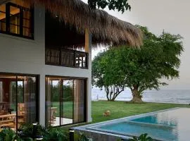 Mola-Mola Beachfront Villa by Yudee Assets