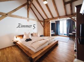 Alte Kass Hotel & Kaffeehaus, hotel v destinaci Neidlingen