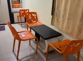 Hotel Lisa Galaxy, hotel v destinaci Chatrapur