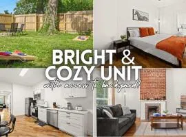 Cozy 1st-Floor Flat 2BR Backyard Free Parking