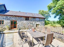 4 Bed in Dolgellau oc-wah568, hótel í Mallwyd