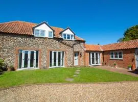 3 Bed in Wighton oc-1978