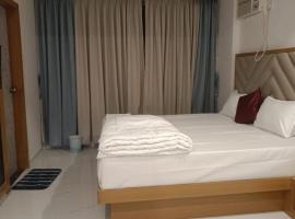 The Lions Hotel, hotel v destinaci Badlapur