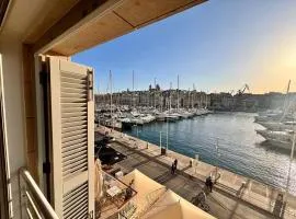 Birgu Seafront 3 Bedroom Apartment