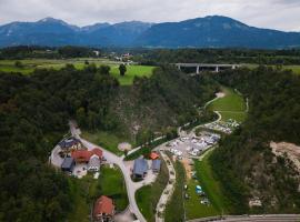 Barbana Lipizzans Camper Park - Pitches for Campers and Tents, hotel v destinaci Radovljica