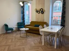 MOON 24 - Appartement Nice 6P