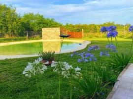 CASAQUINTA EN VILLA CALIFORNIA, hotel i San José del Rincón