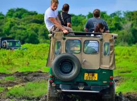 Moonrise on the Mara, &xi;&epsilon;&nu;&omicron;&delta;&omicron;&chi;&epsilon;ί&omicron; &mu;&epsilon; &upsilon;&delta;&rho;&omicron;&mu;&alpha;&sigma;ά&zeta; &sigma;&epsilon; Udawalawe