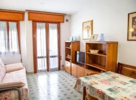 Centric apartment by the beach