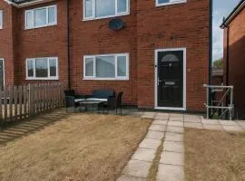 Large 5BDR Townhouse Sleeps 12 Near City Free Parking